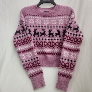 Derek Heart Pink Reindeer Pattern Sweater